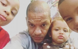 Peter Gunz and his kids 